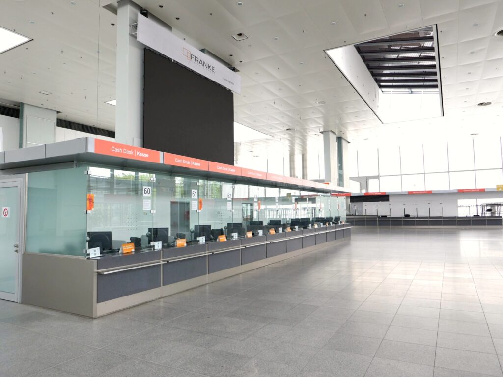Messe Düsseldorf - entrance hall with ticket counters